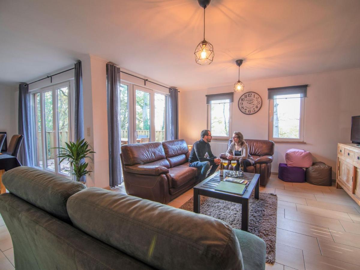Countryside In With Terrace Holiday home *
